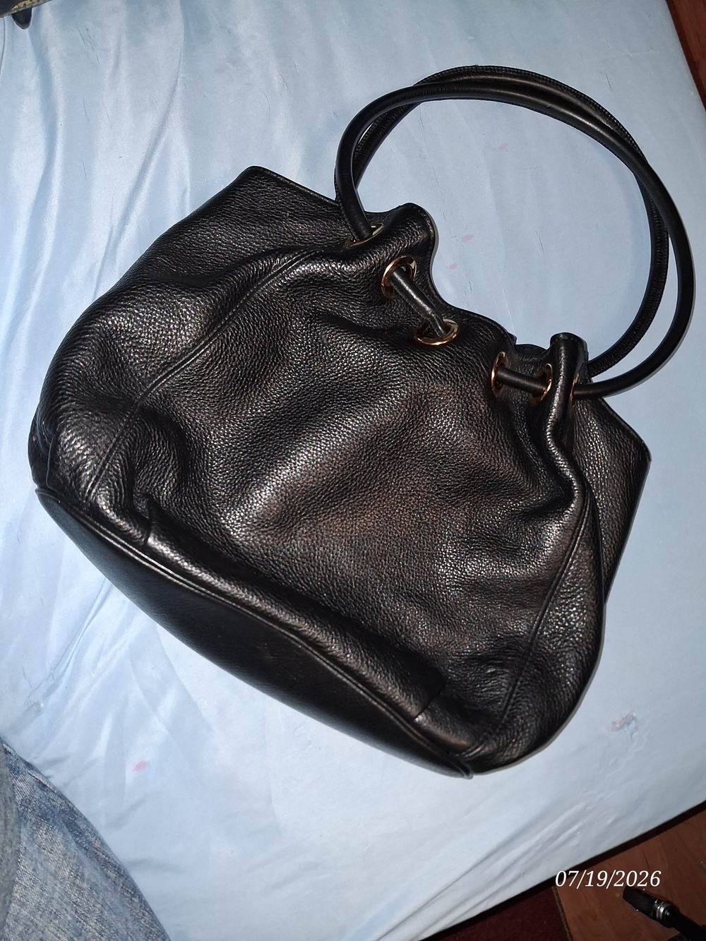 🖤 Michael Kors Black Pebbled Leather Shoulder Bag Tassel Charm - Picture 2 of 5